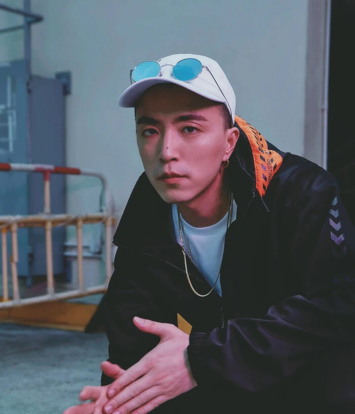Jony J Profile & Facts缩略图