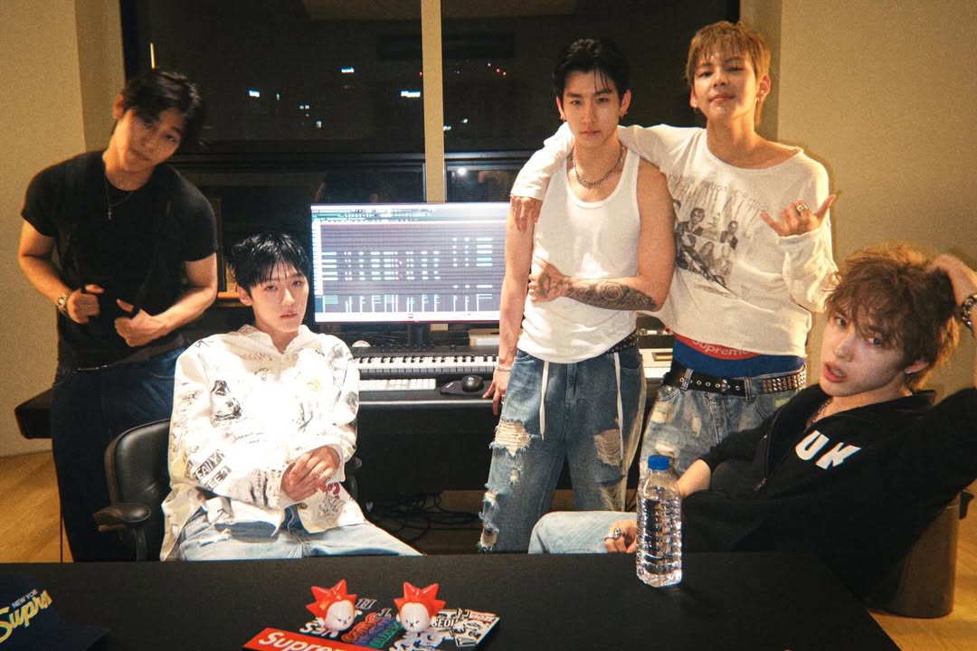 WAYF Boys Members Profile缩略图