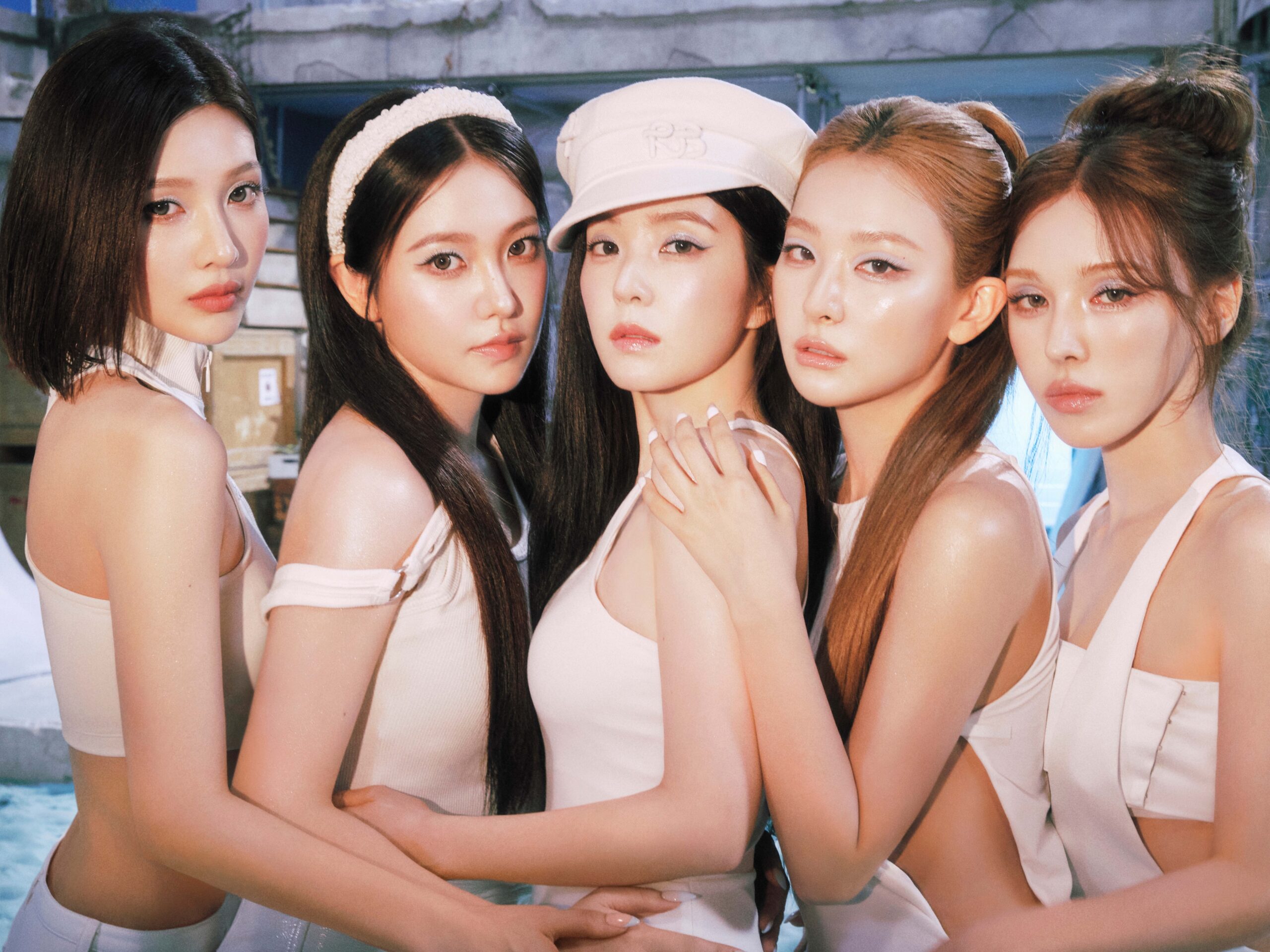 Poll: Who owned Red Velvet “Surfin’ Boy” Era?缩略图